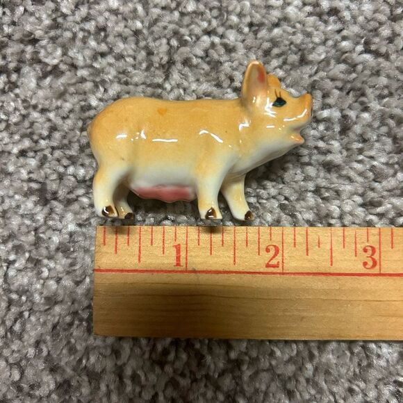 Vintage Miniature Bone China Collectible Pig - Picture 8 of 9